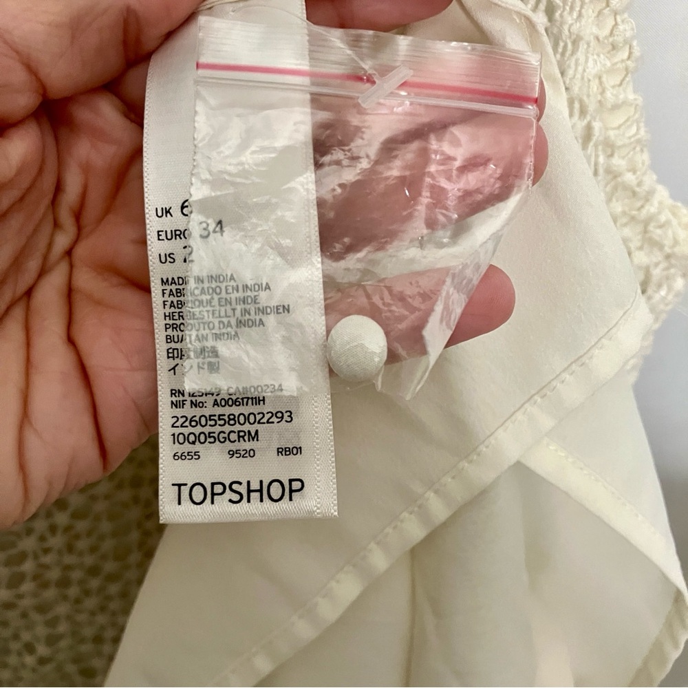 21. Top Shop Women’s Size 2 crochet mini dress ivory floral NWT - Picture 10 of 16
